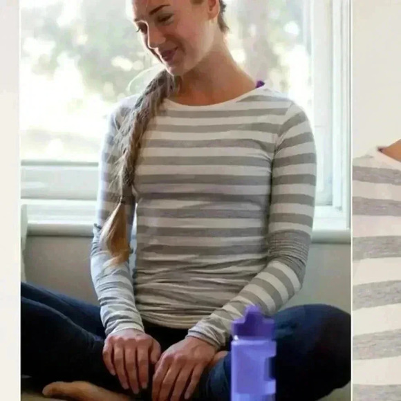 Lululemon Devotion Long Sleeve Tee Micro Macro Polar Cream Silver Slate Size 12 - Picture 12 of 15